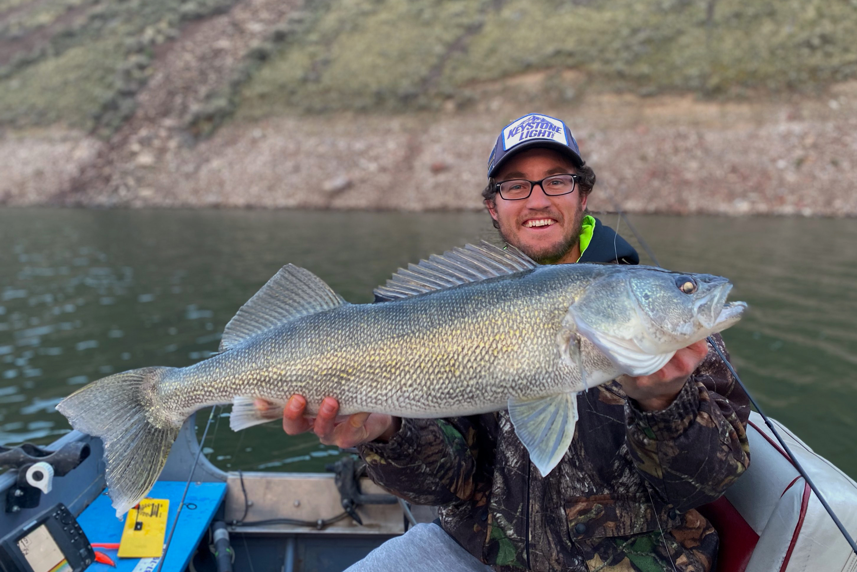 Snake River Idaho Fishing for Catfish and Bass 