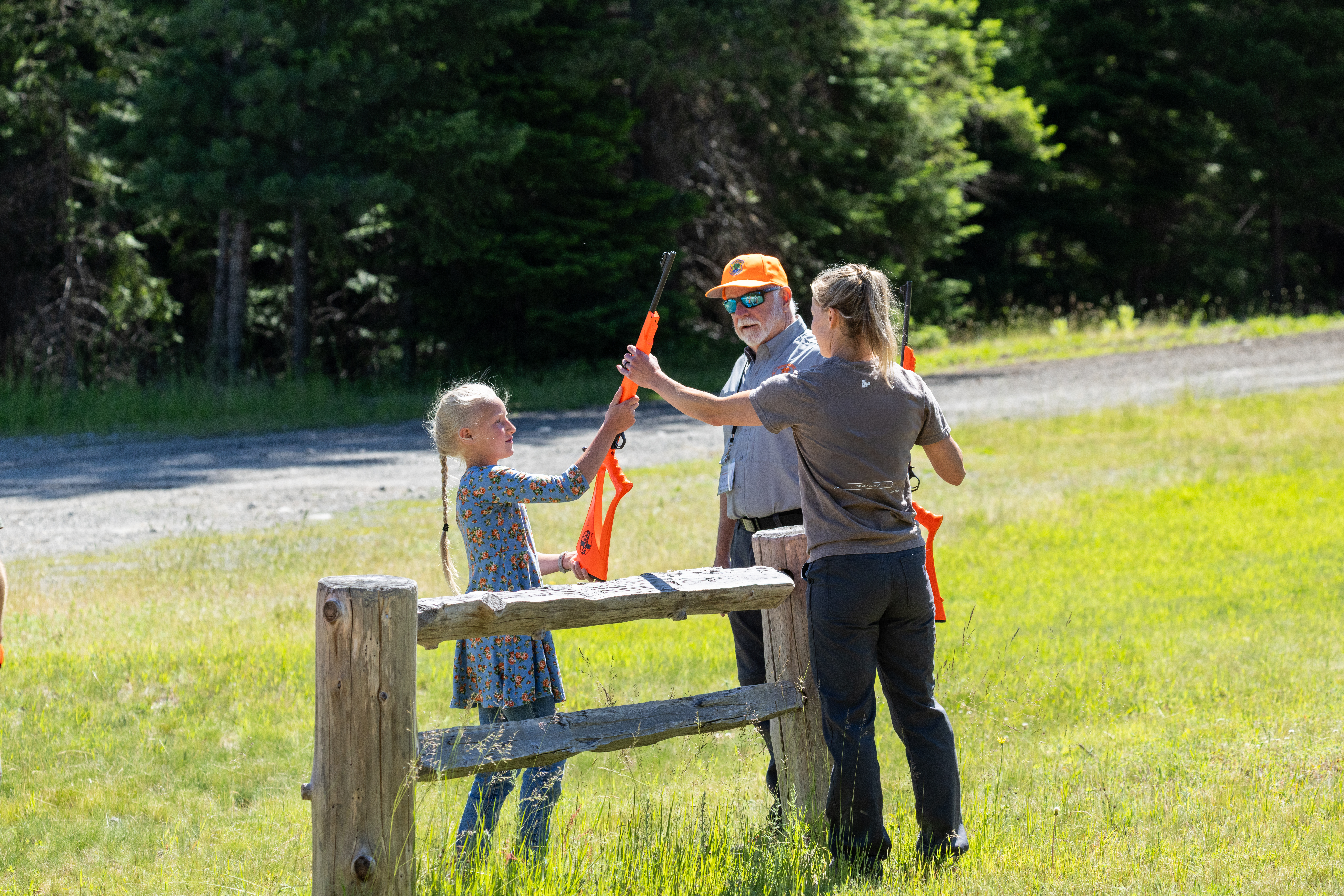 Hunter ed fence crossing