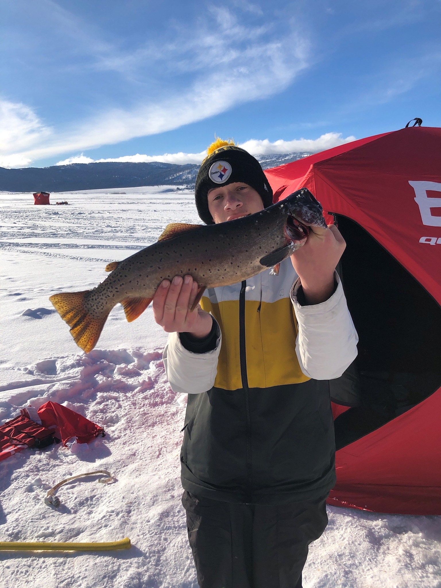 Just picked up the Otter : r/IceFishing
