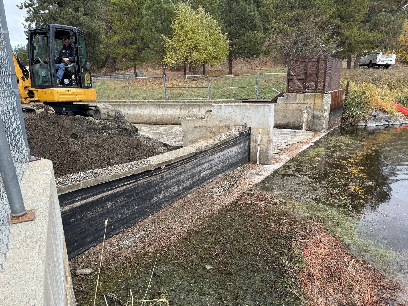 Winchester Lake breakaway walls being removed