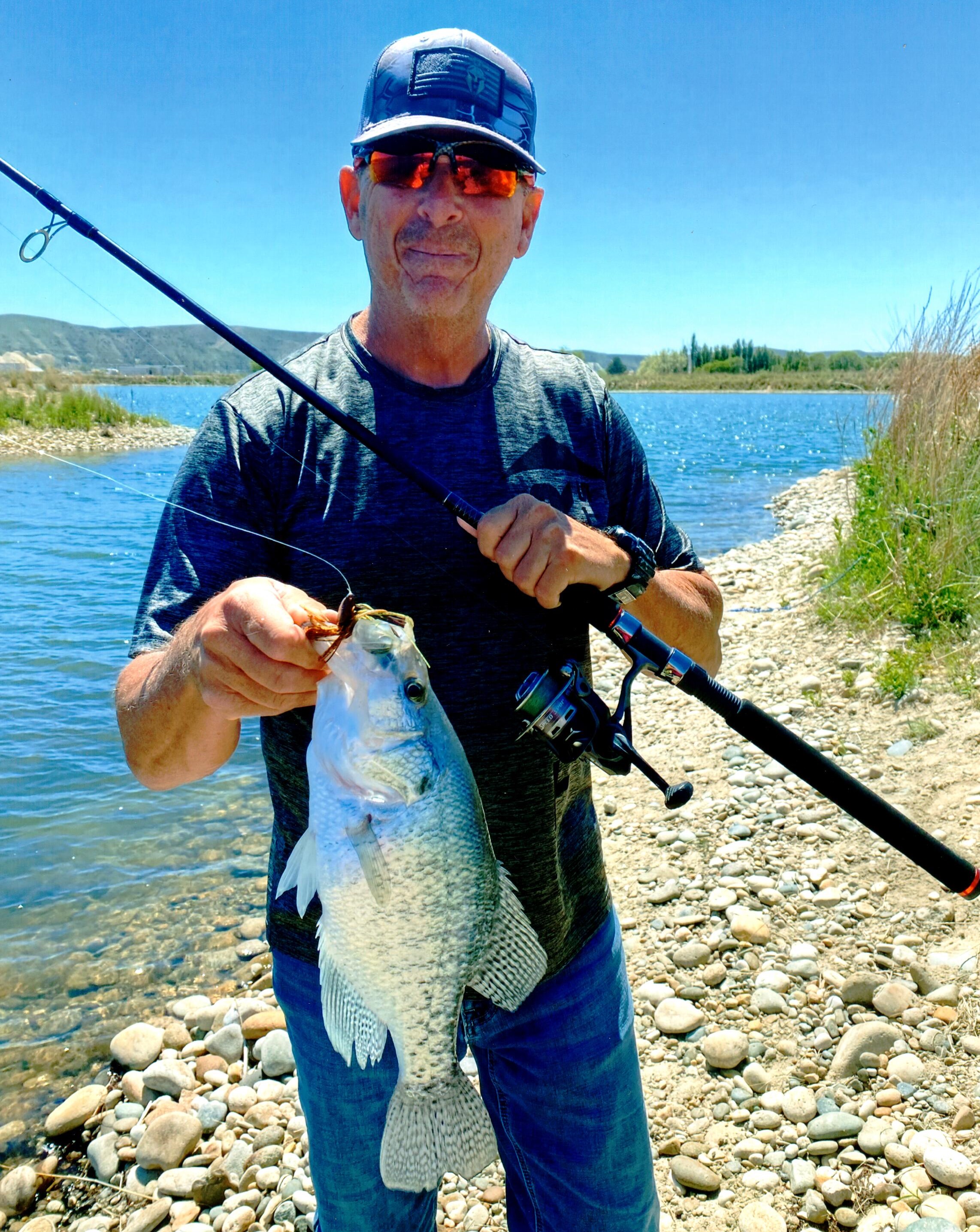 Meridian angler sets record with huge Snake River grass carp