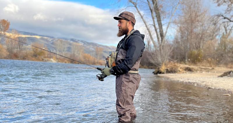 boise river angler in winter_6277_cropped.jpg