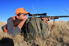 antelope rifle hunter / Mike Demick, IDFG